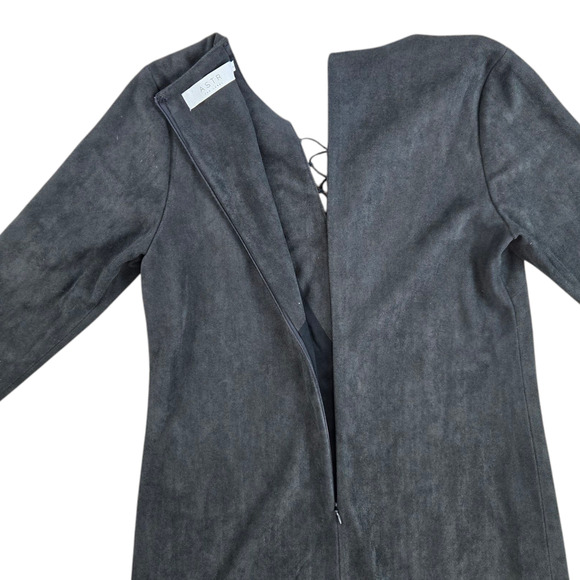 ASTR the Label Dark Gray Faux Suede Lace-Up Shift Dress Scalloped Hem Size Small - Picture 10 of 11